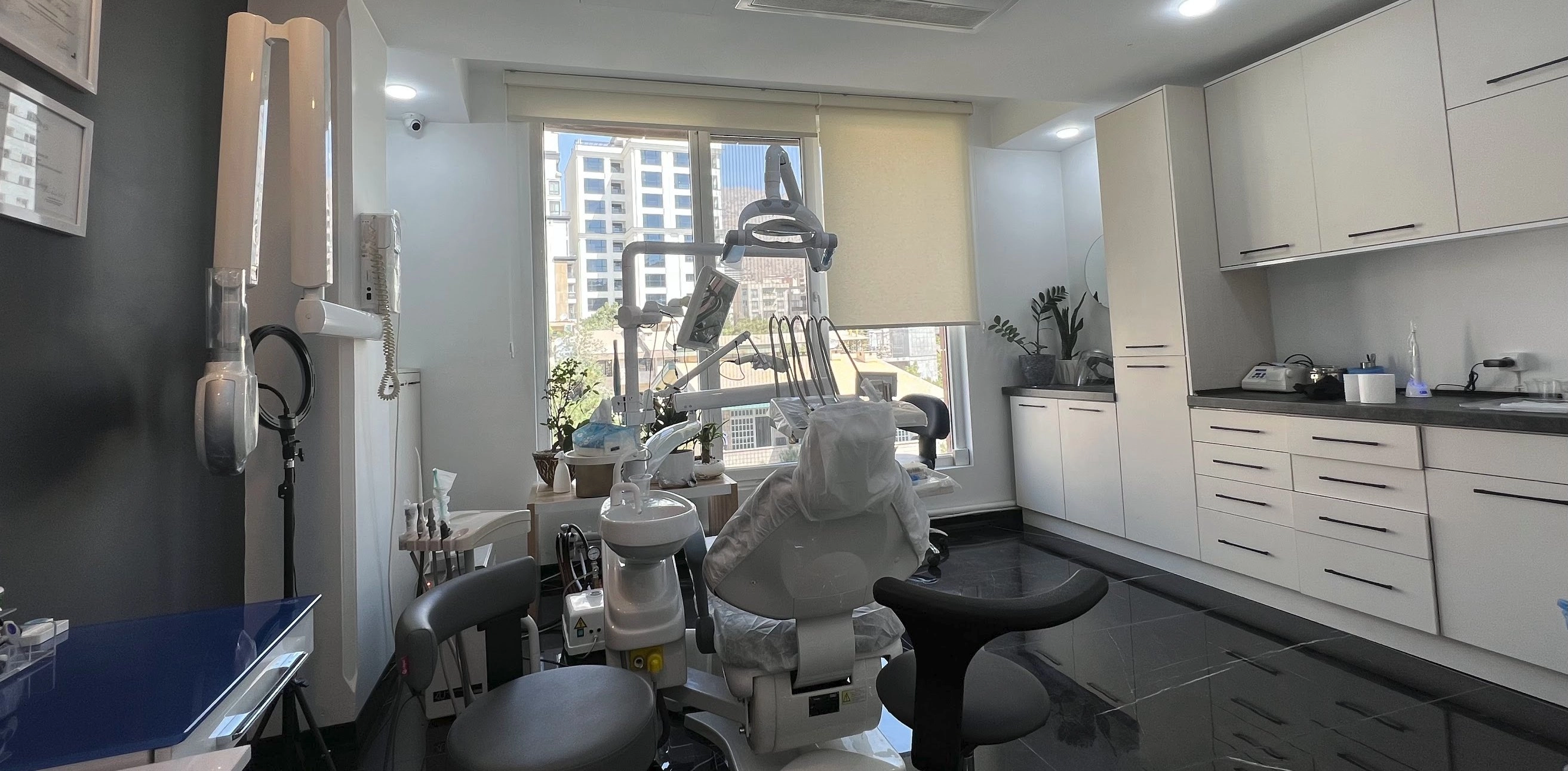 کلینیک دندان پزشکی دکتر بابک ختایی
